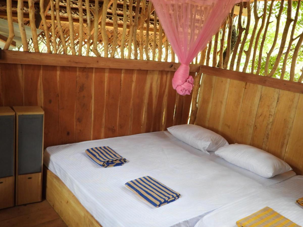 Yala Village Eco Tree House Tissamaharama Extérieur photo