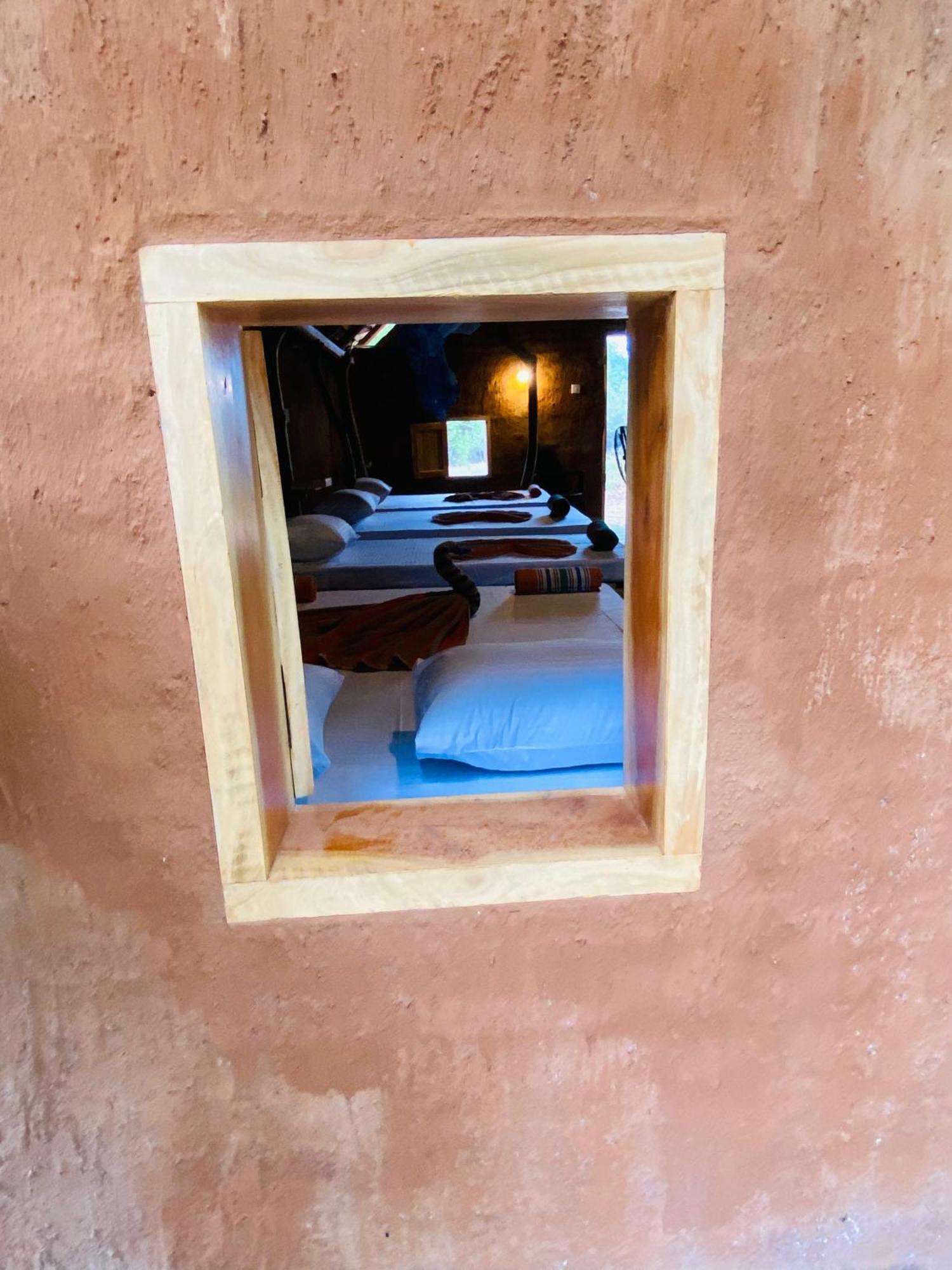 Yala Village Eco Tree House Tissamaharama Extérieur photo