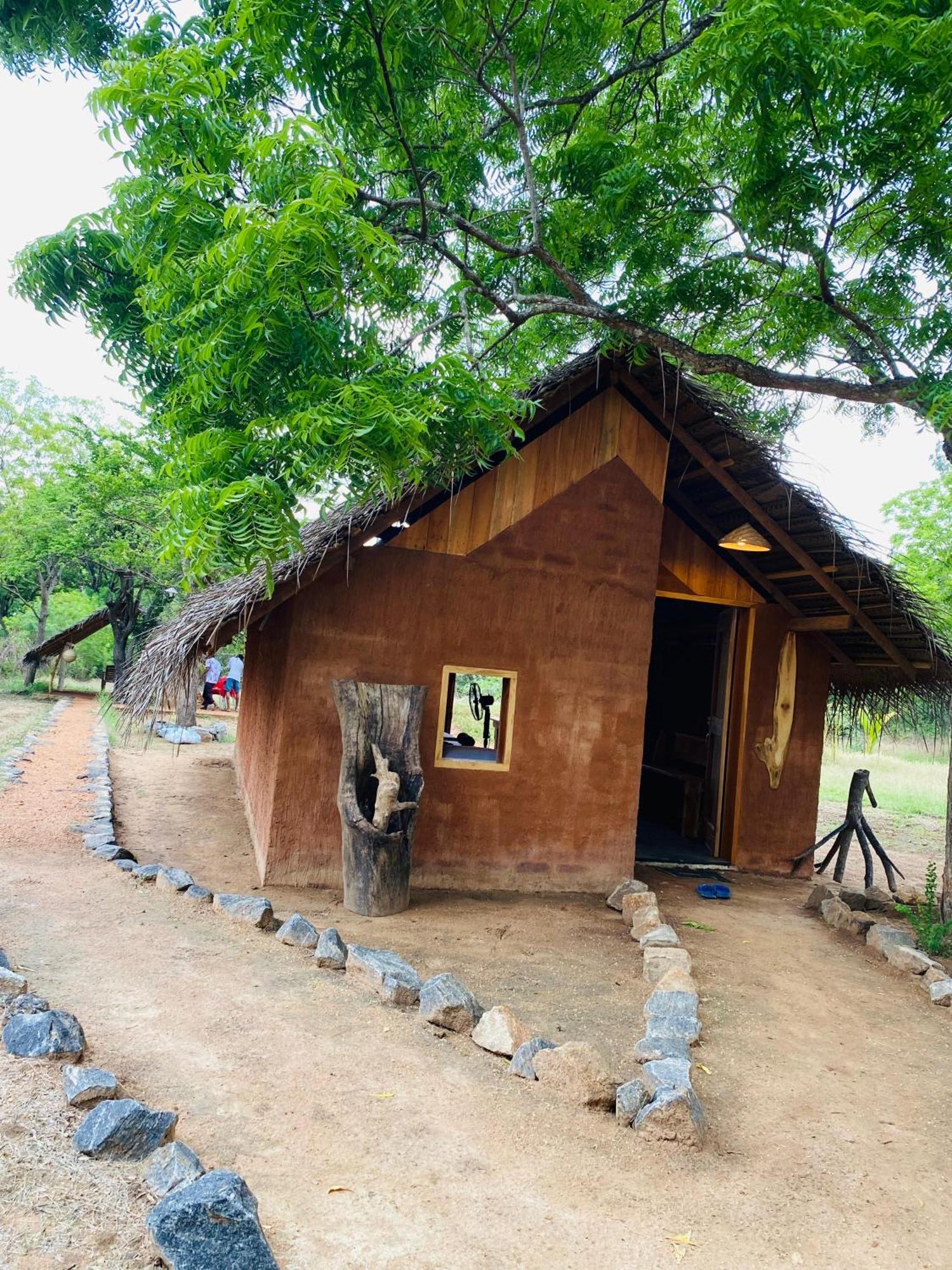 Yala Village Eco Tree House Tissamaharama Extérieur photo