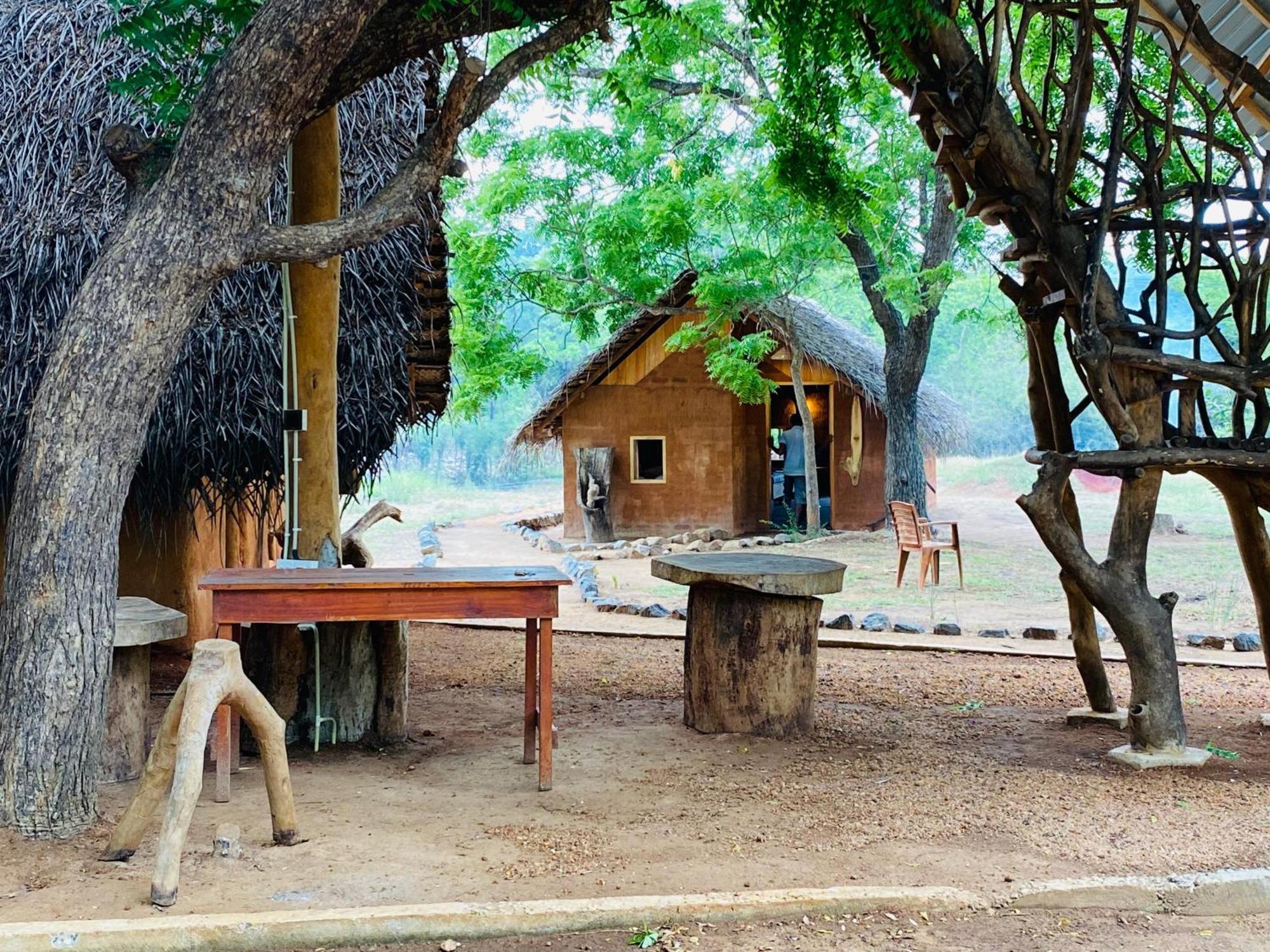 Yala Village Eco Tree House Tissamaharama Extérieur photo